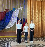 В Ершовском районе прошел благотворительный концерт под названием «Славим мы защитников Отчества»