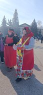 На главной площади ершовцы народными гуляниями провожали зиму