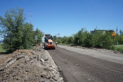 Общественники проконтролировали ремонт региональных дорог в Ершове