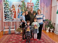 Участник СВО посетил ершовский детский сад