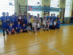 Ершовские футболисты одержали победу в межрайонном турнире