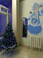 В Ершове продолжают украшать здания к празднику