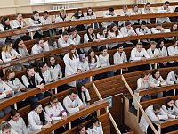 В Ершовском районе реализуется комплексная программа по привлечению и закреплению молодых медицинских кадров