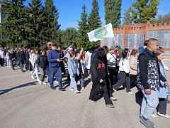 10000 шагов прошагали по Ершову любители здорового образа жизни в минувшую субботу