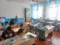 Третьеклассники ершовского села присоединились к патриотической акции «Блокадная ласточка»