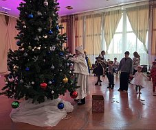 В Ершове настоящий праздник подарили детям из малообеспеченных семей и участников СВО