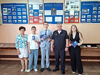 Накануне Дня России юным ершовцам вручили паспорта