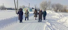 Участники клуба «Здоровый образ жизни» из ершовского села получили ответы в личной беседе со специалистом