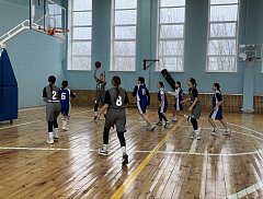 Муниципальный этап чемпионата школьной баскетбольной лиги «КЭС-БАСКЕТ» состоялся в Ершове