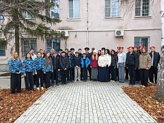 В Ершове отдали дань памяти сотрудникам полиции, погибшим при исполнении служебных обязанностей