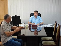 Глава Ершовского района Андрей Шубин провел прием граждан по личным вопросам