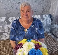 Долгожительница Ершовского района Раида Андрияновна Иконникова принимает поздравления с юбилеем