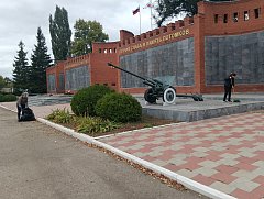 В Ершове продолжаются субботники