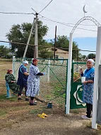 Ершовские сельчане провели субботник на территории мечети