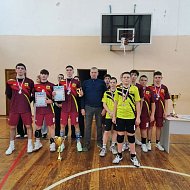 В духе соперничества и дружбы: в Ершове прошел волейбольный турнир, посвященный Году единства народов России