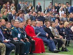 Делегация Саратовской области принимает участие в работе Всероссийского форума «Вместе победим»