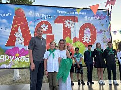 Юнкоры в деле: как в ершовском лагере «Дельфин» рождаются стенгазета и телевидение