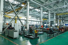 В сервисном локомотивном депо «Ершовское» продолжается ремонт и обновление производственных помещений