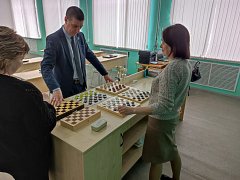 Замглавы администрации Ершовского района посетил школу с. Перекопное