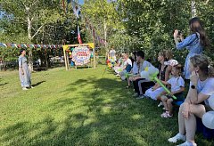 Семейный квиз «Погода в доме»: ершовские Первые организовали праздник для детей и родителей