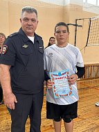 В Ершове прошел традиционный турнир по волейболу, посвященный Дню сотрудника органов внутренних дел
