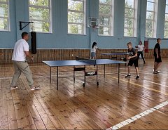 Праздник с железнодорожным настроением: на стадионе «Юность» г. Ершова прошла программа ко Дню железнодорожника