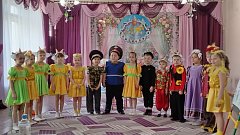 Единство народов на театральной сцене: в Ершове прошел творческий конкурс