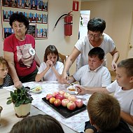 В преддверии государственного праздника в Ершове состоялась межпоколенческая встреча