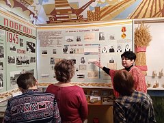 В Ершовском краеведческом музее побывали гости из соседнего района