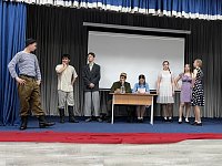 Спектакль "Молодая гвардия" в школе г. Ершова: память, ожившая на сцене